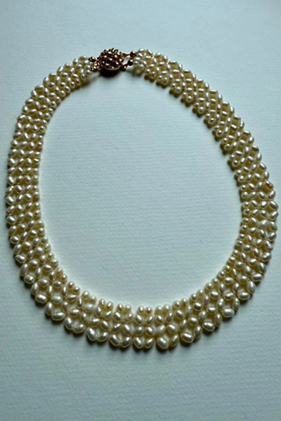Pearl Choker Necklace Selected by Wax Plant