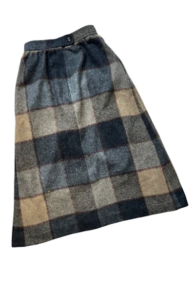 Vintage 1970s Large Plaid Skirt Selected by FernMercantile