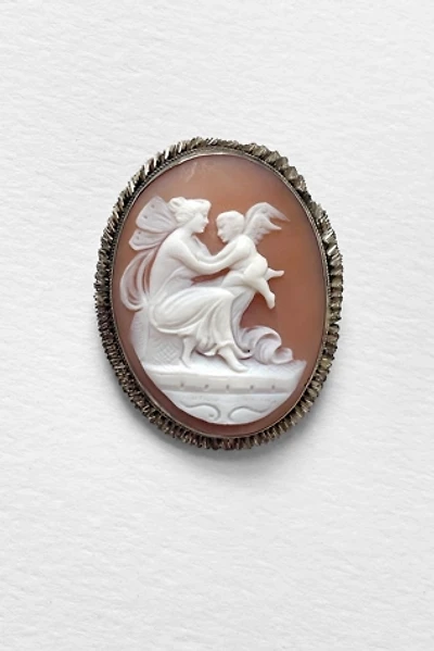 Large Antique Victorian Carved Cupid Shell Cameo Brooch Charm Selected by MARMALADE