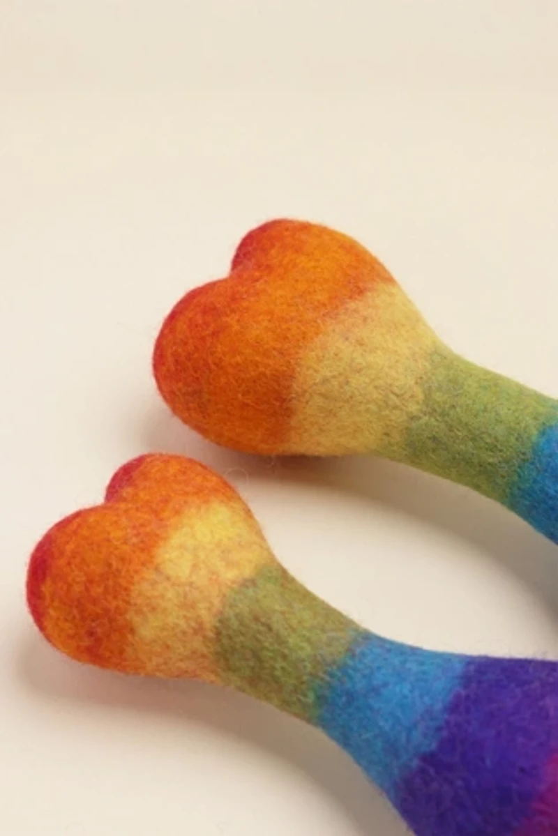 MODERNBEAST Rainbow Wool Bone