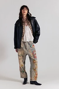 Magnolia Pearl Floral Embroidered Jeans