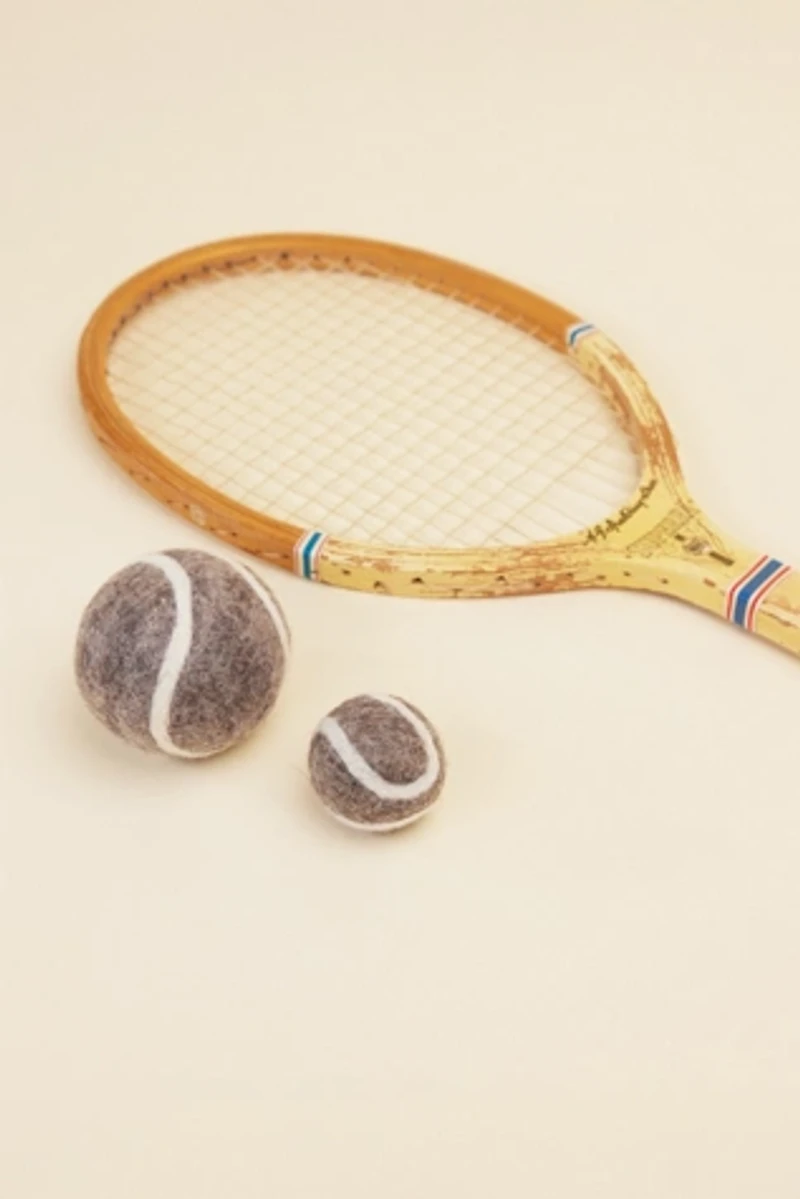 MODERNBEAST Wool Tennis Ball