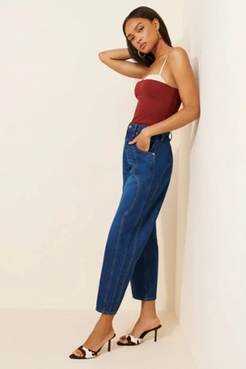 Wrangler Sleek Barrel-Leg Jeans
