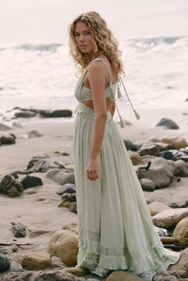 off the shoulder flowy maxi dress OFF-SHOULDER MAXI DRESS | CULT MIA
