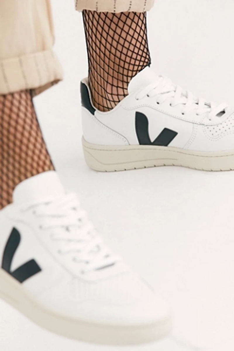 Veja V-10 Sneakers
