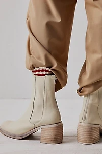 Essential Chelsea Boots
