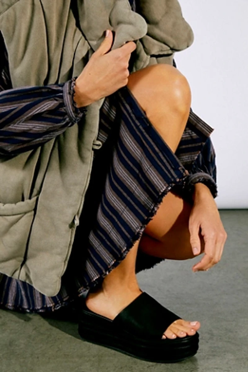 Harbor Flatform Sandals