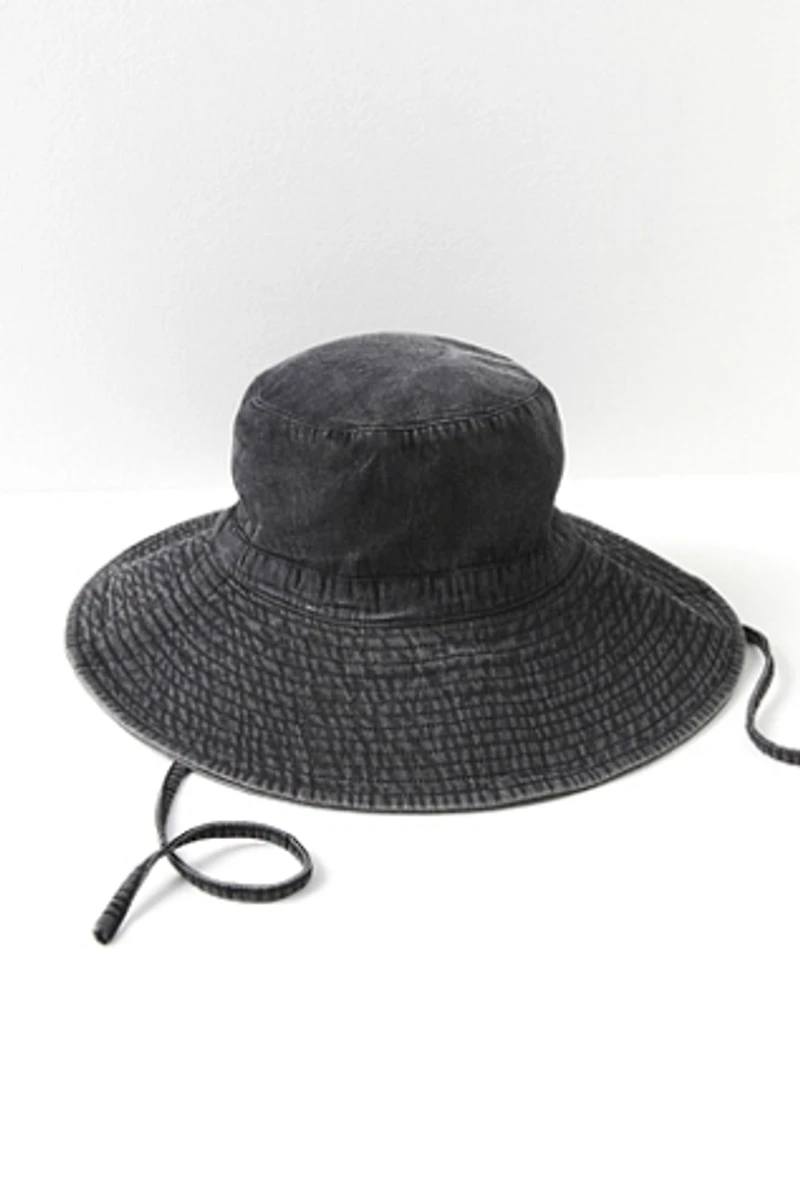 Lake Washed Bucket Hat