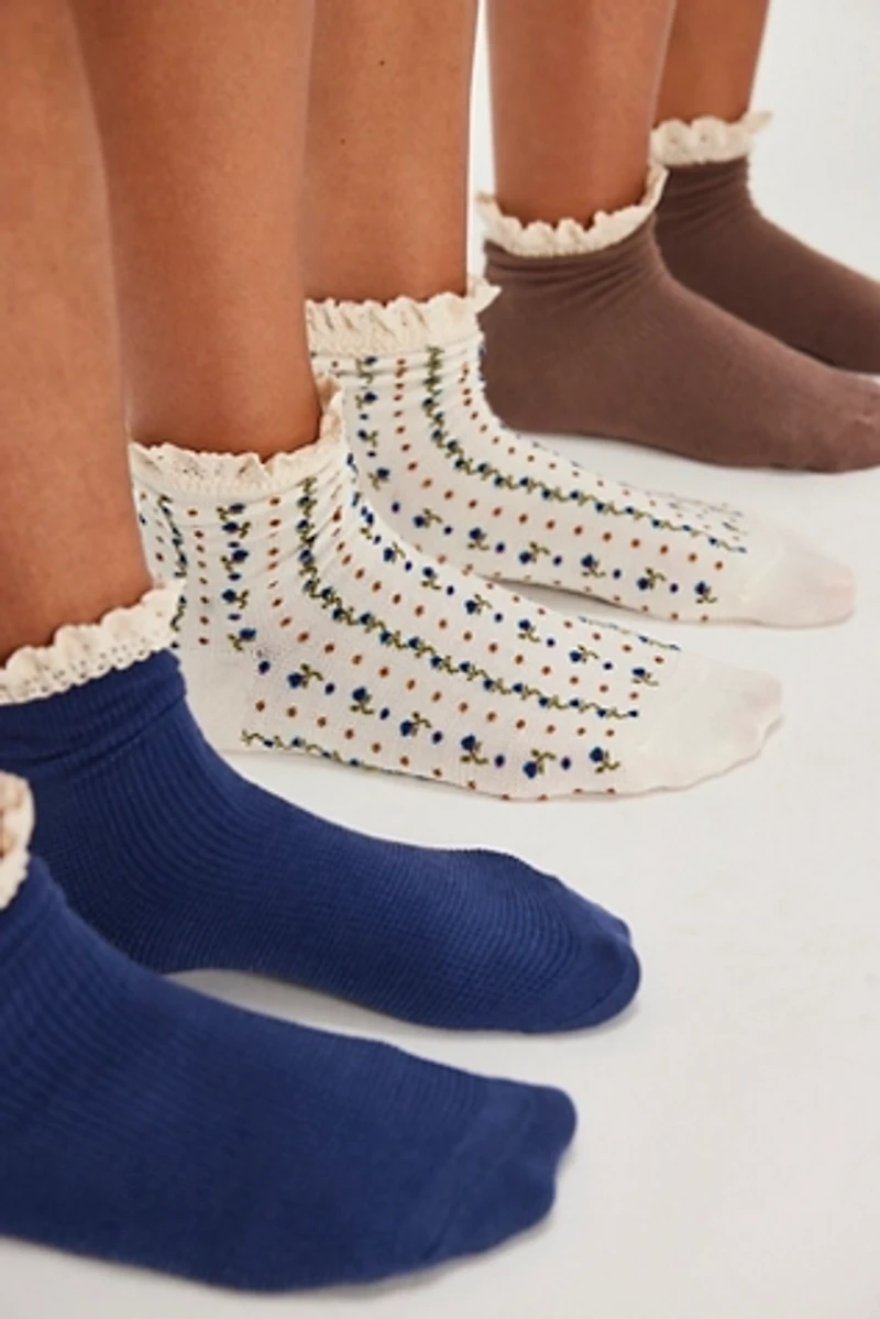 Ruffle Sock Pack