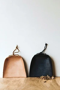 Sunhouse Craft Leather Dustpan