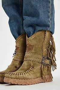 Arya Mocc Boots