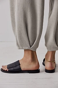 Verona Slide Sandals