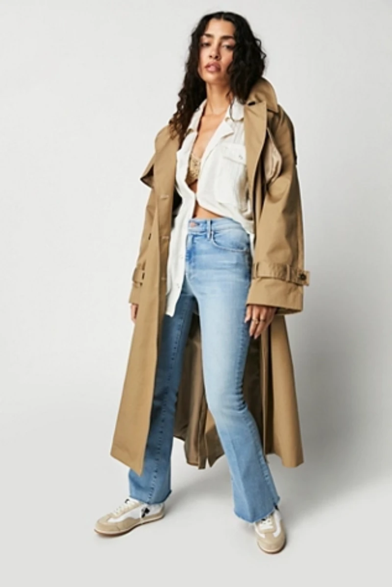 MOTHER The Weekender Frayed Flare Jeans