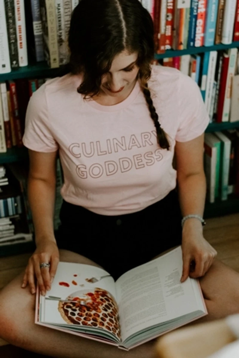 Overseasoned Culinary Goddess Tee
