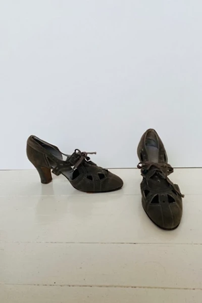 Suede Cut Out Oxford Selected by Atlantic Vintage