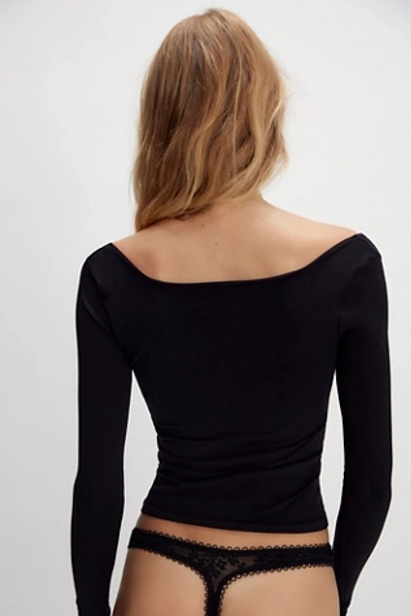 Clean Lines Long Sleeve