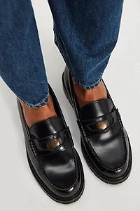 Liv Loafers