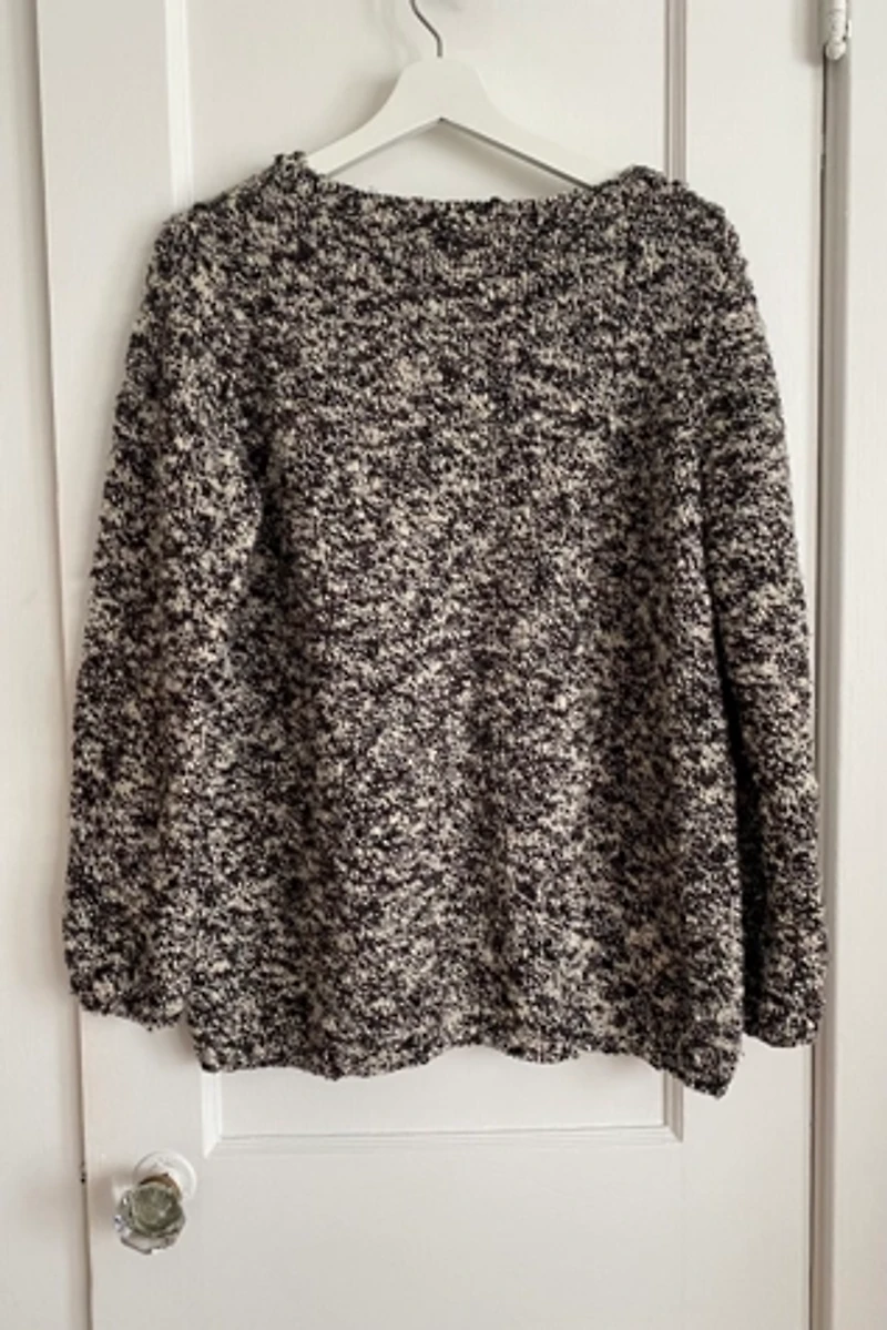 Heathered Black and White Sweater Selected by KA.TL.AK