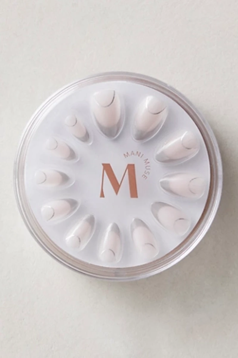 Mani Muse Press-On Manicure Kit