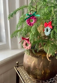 Macramé by Monday Mini Wreath Ornaments