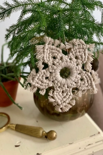 Macramé by Monday Snowflake Ornament