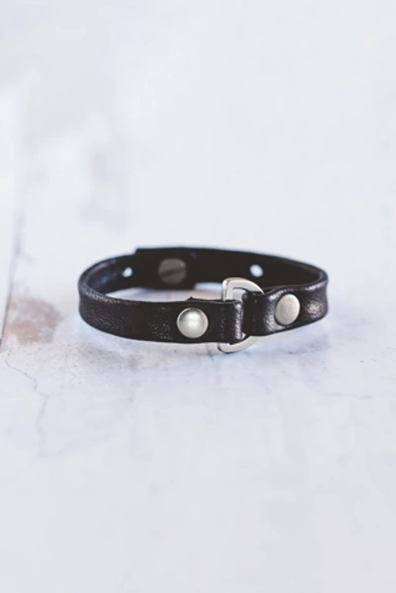 Giving Bracelets Brushed Silver Do Good Leather Bracelet