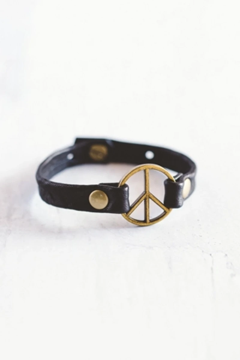 Giving Bracelets Antique Brass Peace Maker Leather Bracelet