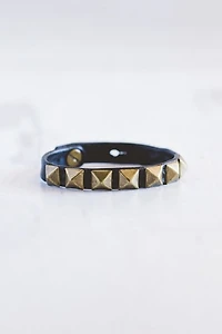 Giving Bracelets Antique Brass Rockstar Leather Bracelet