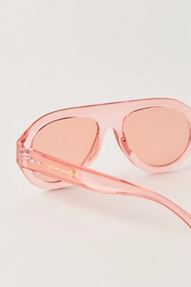 Free People Cruise Oversized Aviator Sunglasses | The Summit display picture 3