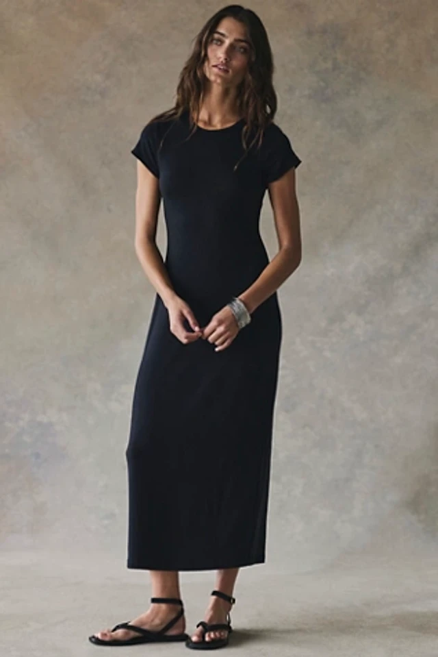 en elly mesh slim midi dress En Elly Mesh Slim Midi Dress at MarketFair Shoppes in Princeton, NJ