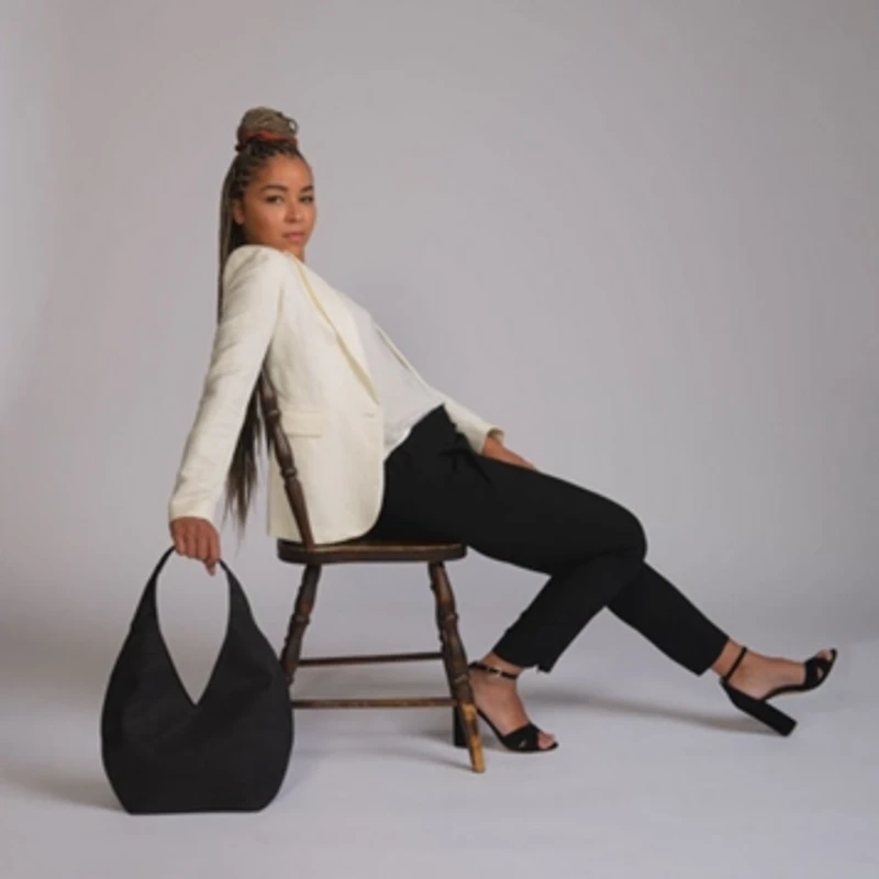 Tiradia Modern Chic