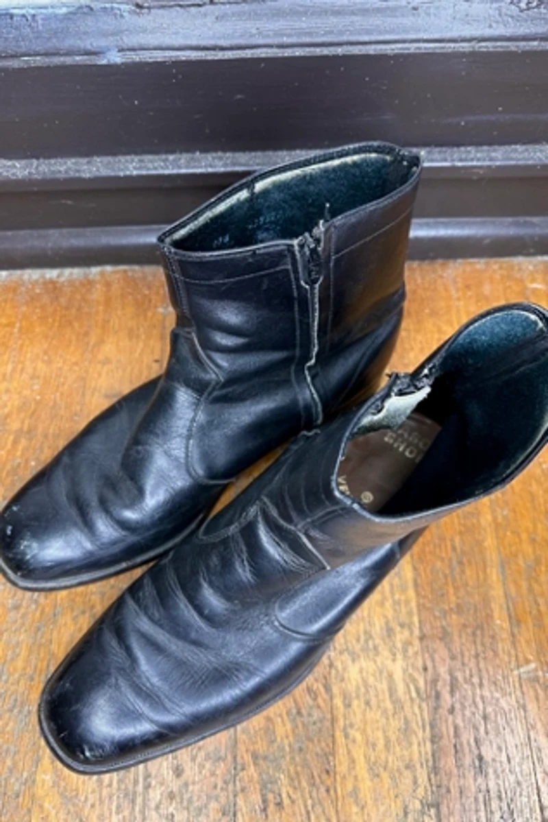 1960s Black Leather Chelsea Boots Selected by Cherry