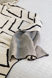 Seek & Swoon Anywhere Throw Blanket