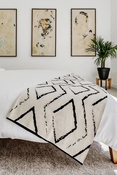Seek & Swoon Anywhere Throw Blanket