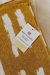 Seek & Swoon Diana Throw Blanket