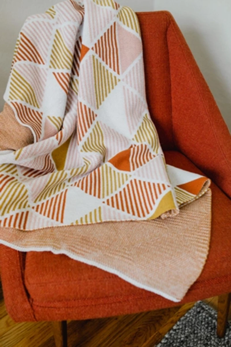 Seek & Swoon Zion Throw Blanket