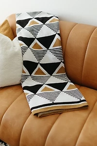 Seek & Swoon Envie Throw Blanket