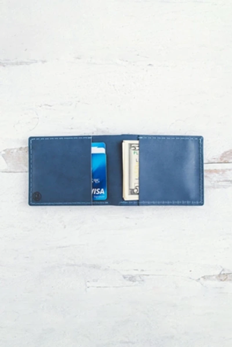 Giving Bracelets Leather Bifold Wave Wallet