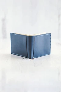 Giving Bracelets Leather Bifold Wave Wallet