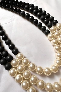 1980s Faux Pearl Necklace Selected by Cherry