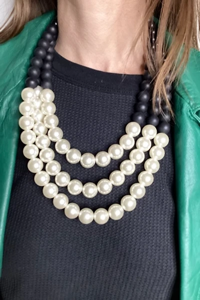 1980s Faux Pearl Necklace Selected by Cherry