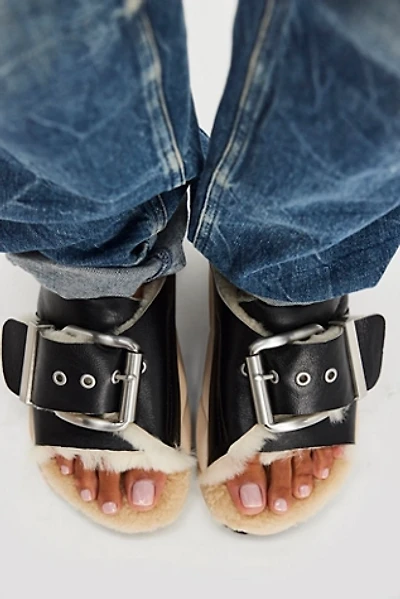 Mellow Shearling Slides