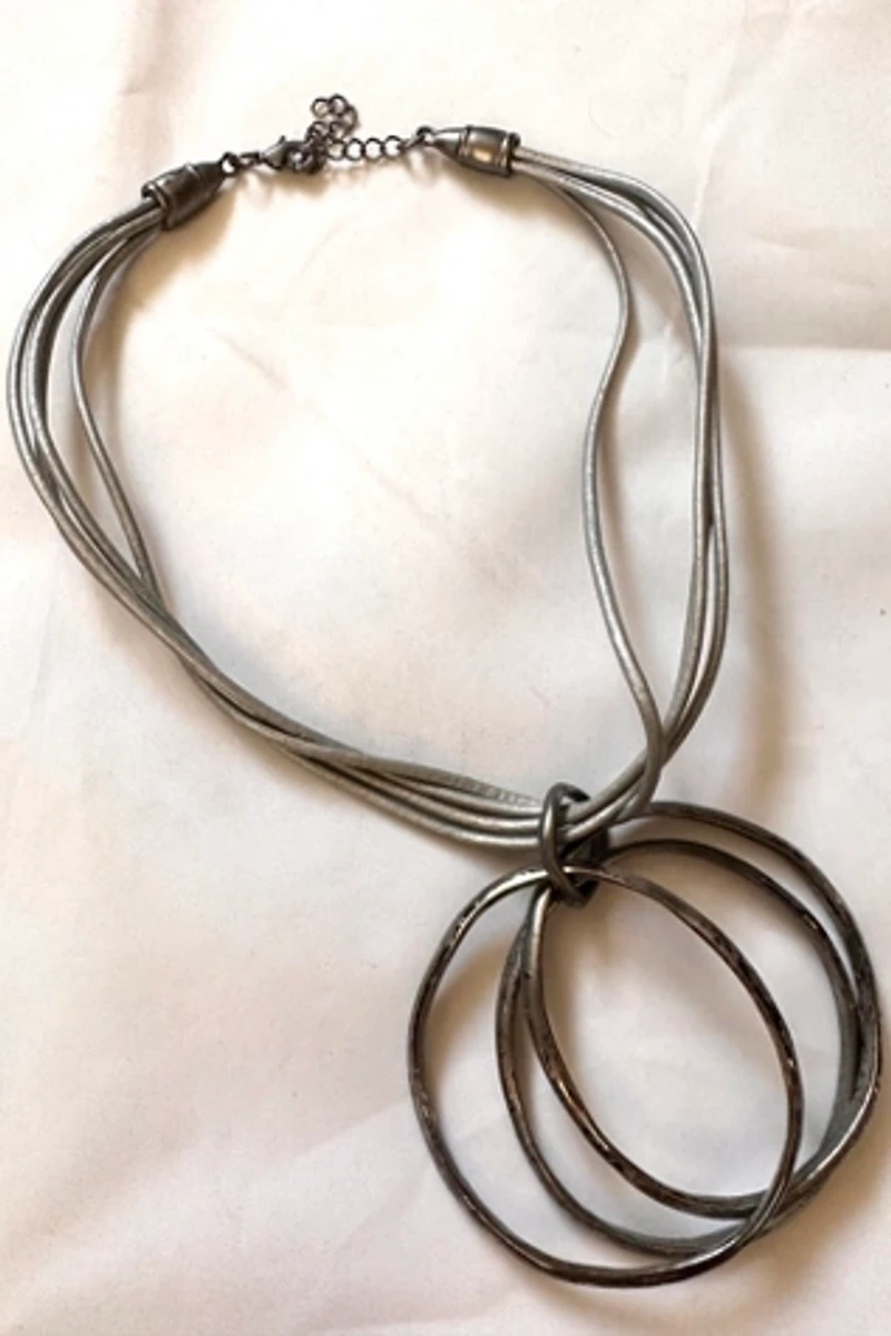 Y2K Silver Leather & Crude Metal Circles Necklace Selected by Cherry