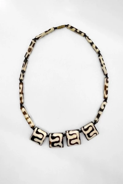 Graphic 80s Bib Necklace Selected by MARMALADE
