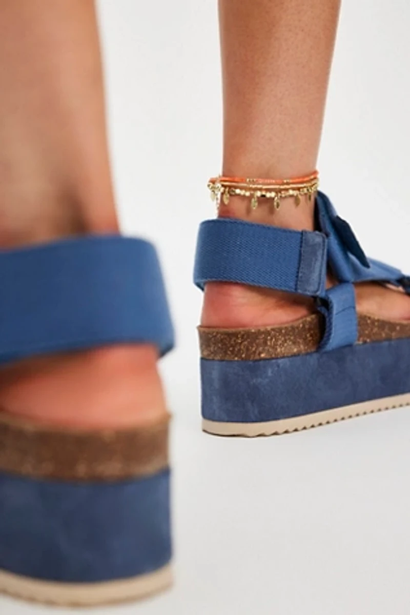 Rule Breaker Remix Flatforms Sandals