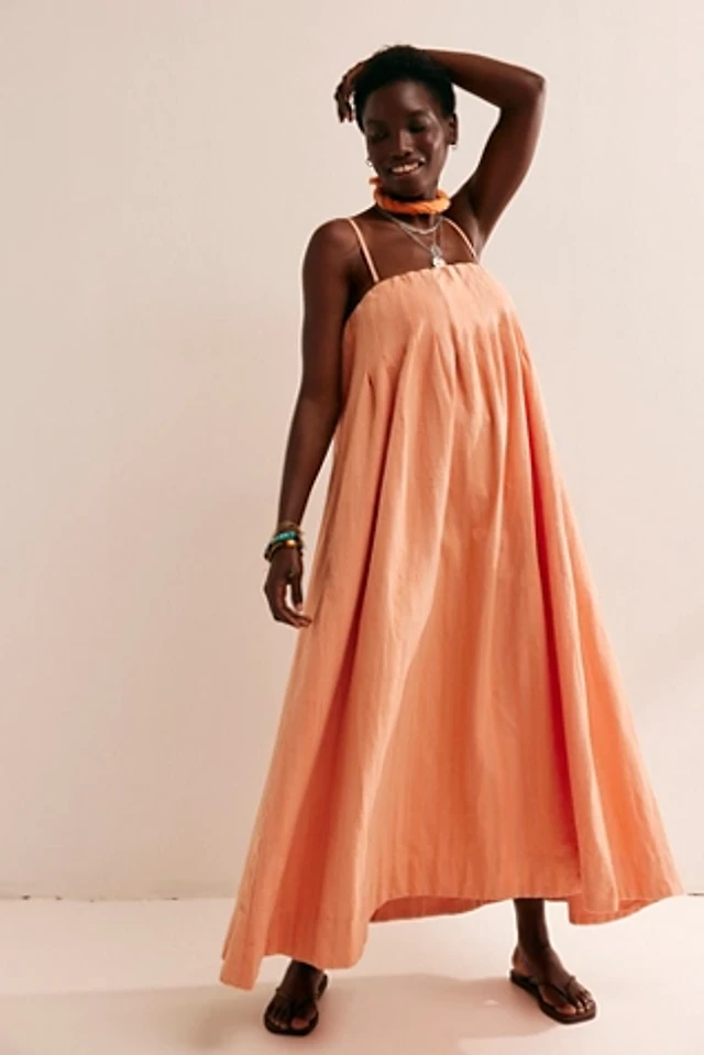 knee length dresses for ladies Elegant Elena Maxi Dress in Emerald main image 0