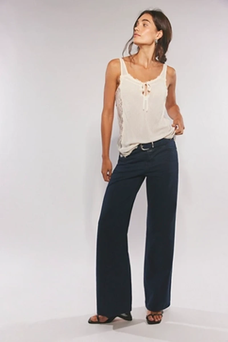 Closed Gillian Jeans