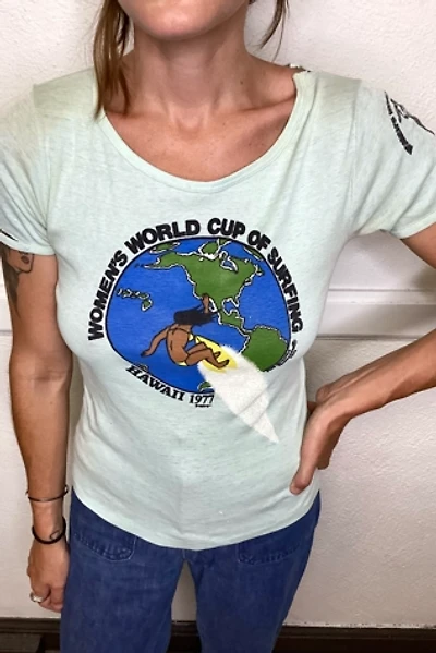 Thrashed 1977 Women's World Cup of Surfing Tee Selected by Cherry