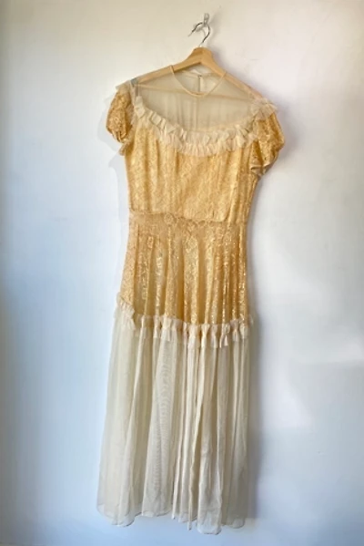 Vintage Cream Lace & Tulle Wedding Dress Selected by The Curatorial Dept.