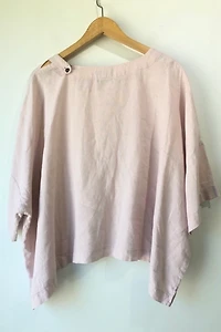 Eskandar Linen Top Selected by The Curatorial Dept.